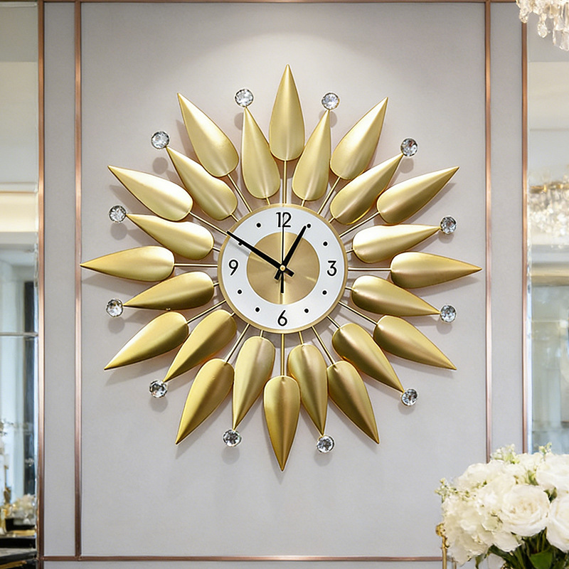 Luxuriöse Wanduhr Metall-Wandu – Luxury Lifestyle Hotel Bewertung und Preis